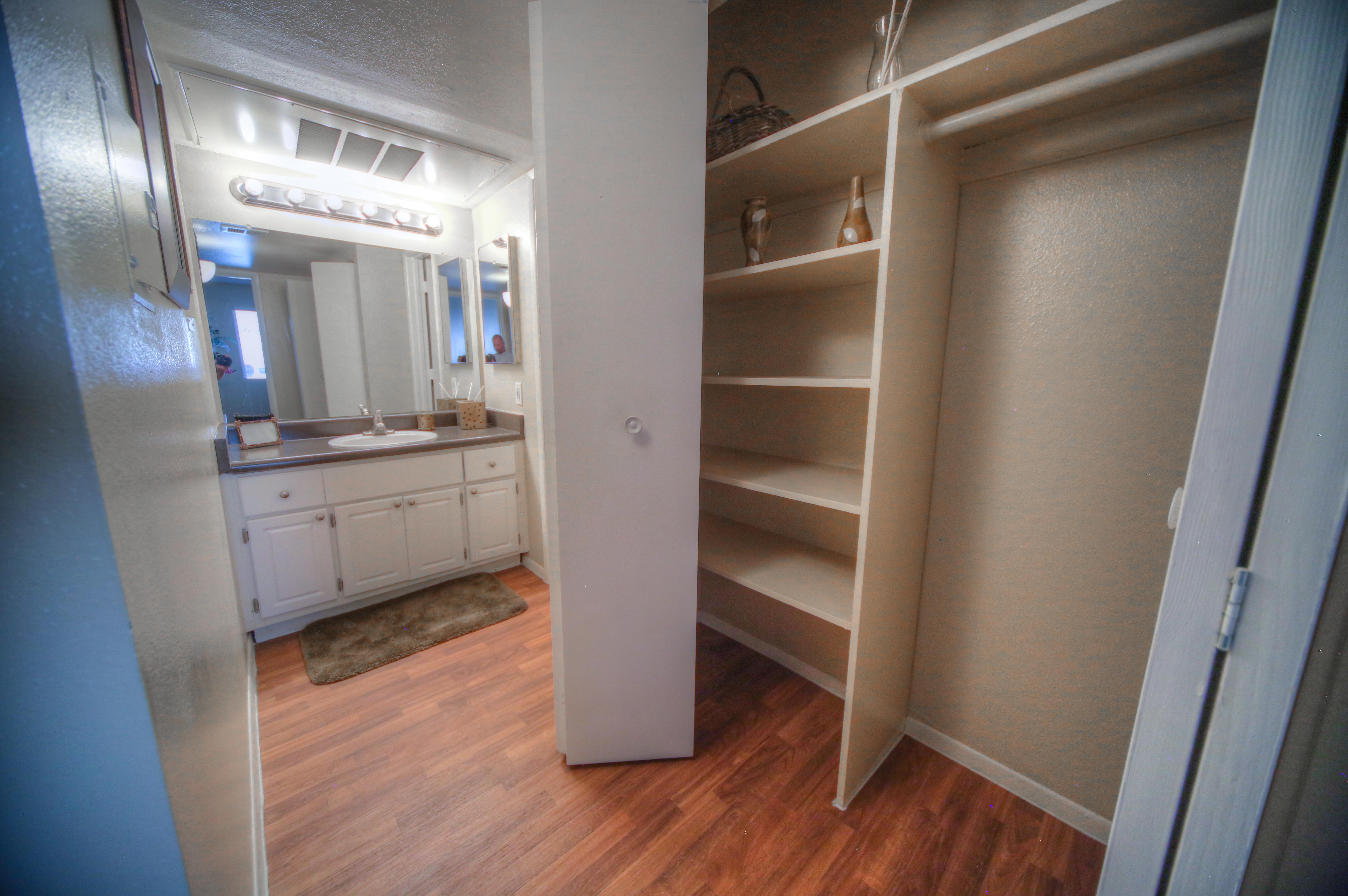 Madera Court The Multifamily Advisory Group at Cushman & Wakefield